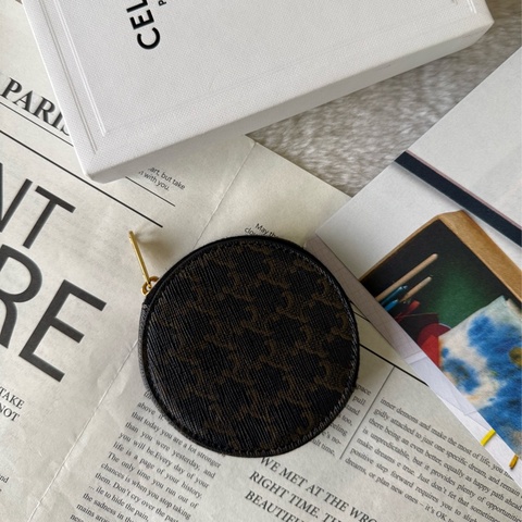 Triomphe 塗層帆布拉鍊圓形零錢包(黝黑色)