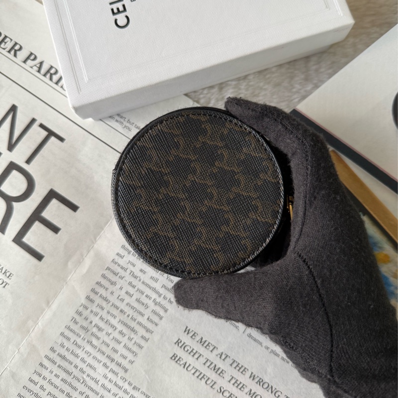 Triomphe 塗層帆布拉鍊圓形零錢包(黝黑色)-3