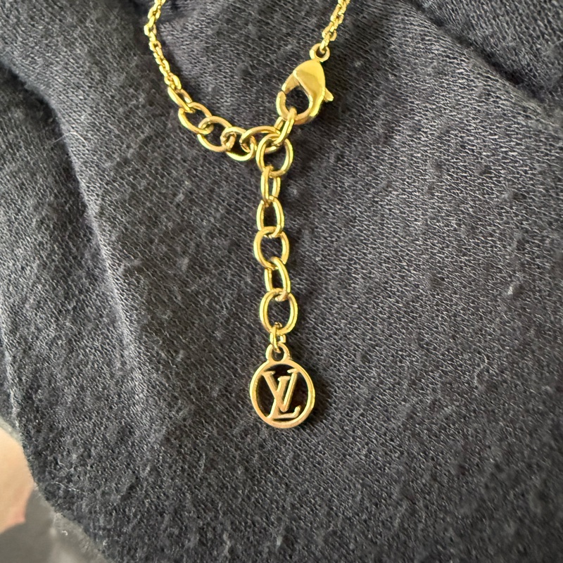 Petit Louis 經典標誌及水晶手鍊(金色) M00374-5