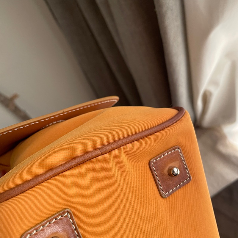 TOD’s帆布包/鏈帶包/肩背包/側背包/自➕長帶斜背/ 🌠正品🌠少用🌠背法多樣/很輕-31