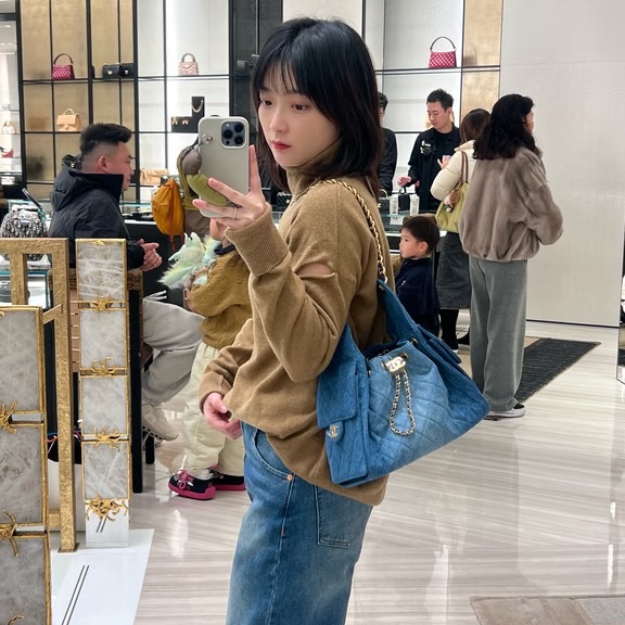 Chanel 全新 25 mini 水洗牛仔布 金扣-4