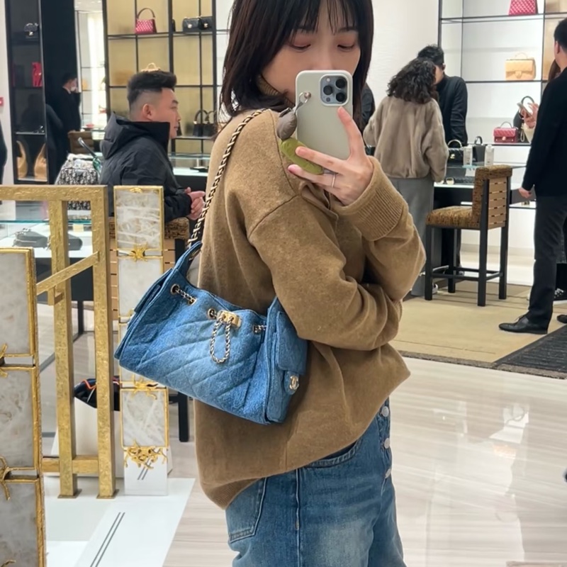 Chanel 全新 25 mini 水洗牛仔布 金扣-5