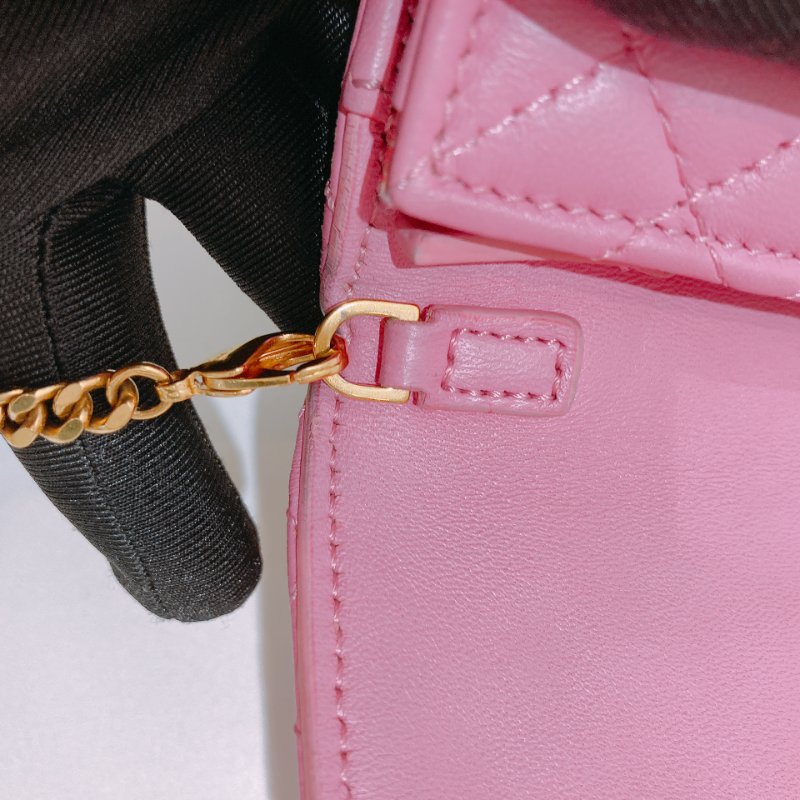 TW4688 Versace 范思哲翻蓋式鍊帶包包Quilted Clutch Chain Bag Leather Pink-16