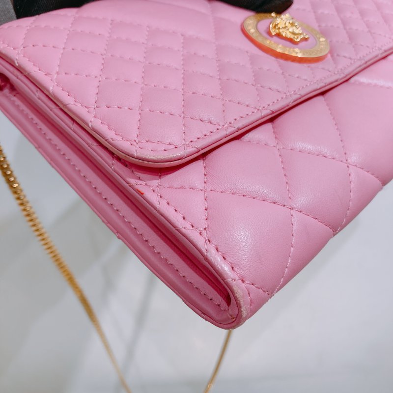 TW4688 Versace 范思哲翻蓋式鍊帶包包Quilted Clutch Chain Bag Leather Pink-29