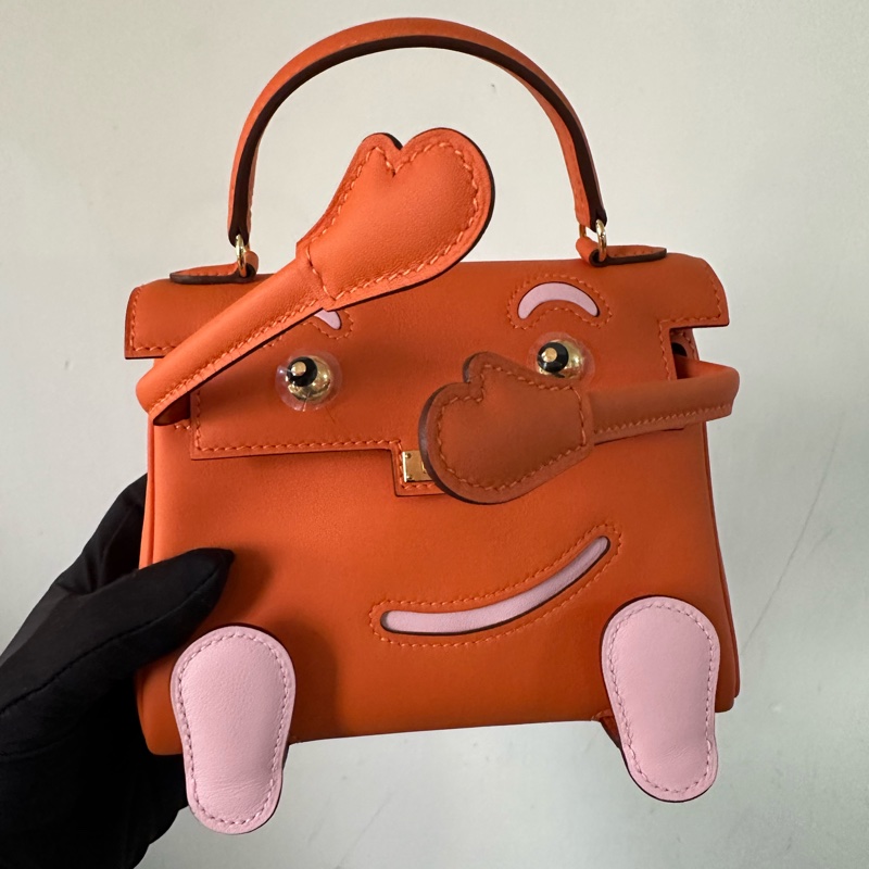 新到 ° Hermes Kellydoll 3Q櫻花粉 橘拼粉K刻粉腳丫粉笑臉超可愛！ 全新全套：防塵袋、絲帶、小票、本子、盒子 2026年票剛抱出-4