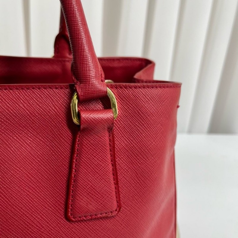 PRADA普拉達 十字紋全皮殺手包 雙拉鏈 容量大 日常通勤出行必備-22