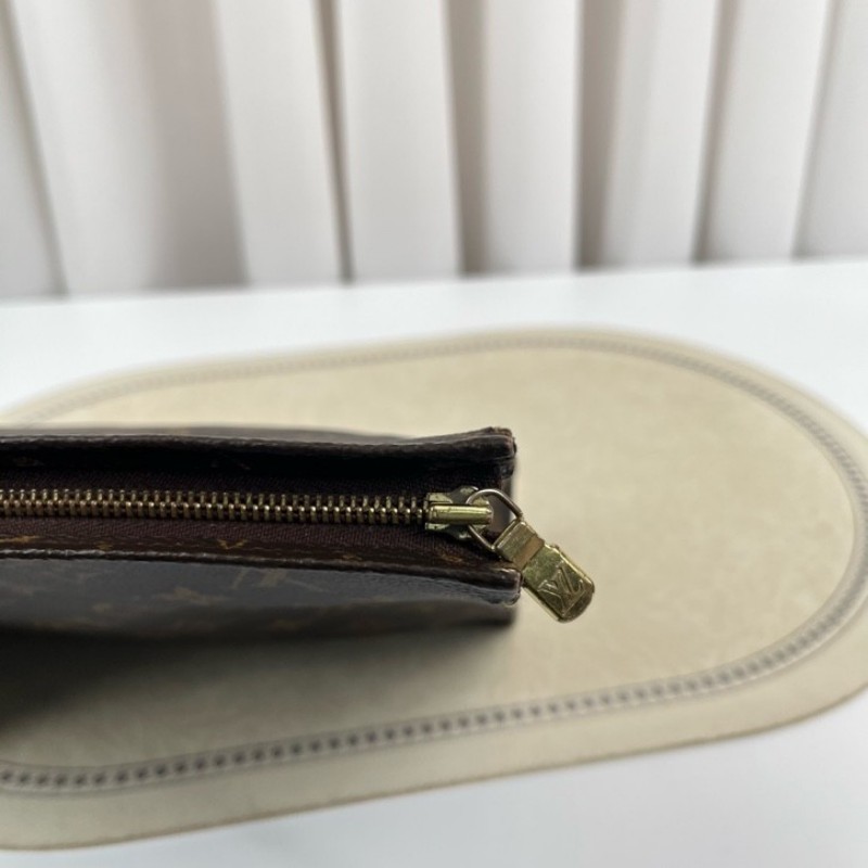 zzz LV路易威登 Poche Toilette 經典老花 塗層帆布洗漱包 男女同款 休閒百搭-20