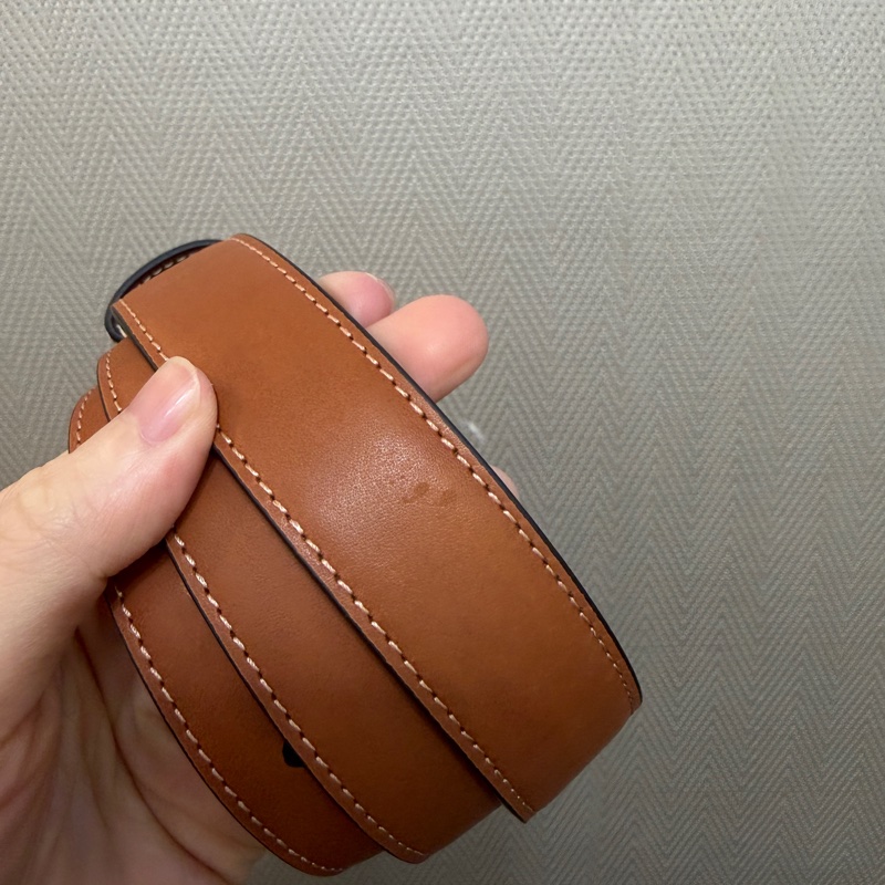 Celine 咖牛皮凱旋門金釦皮帶-4