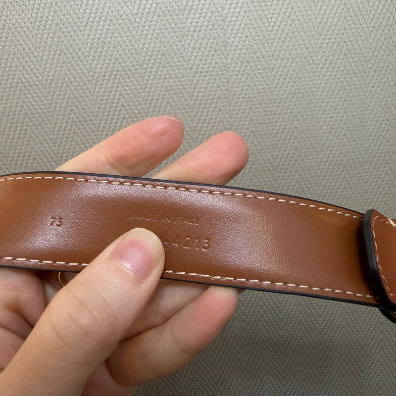 Celine 咖牛皮凱旋門金釦皮帶-10