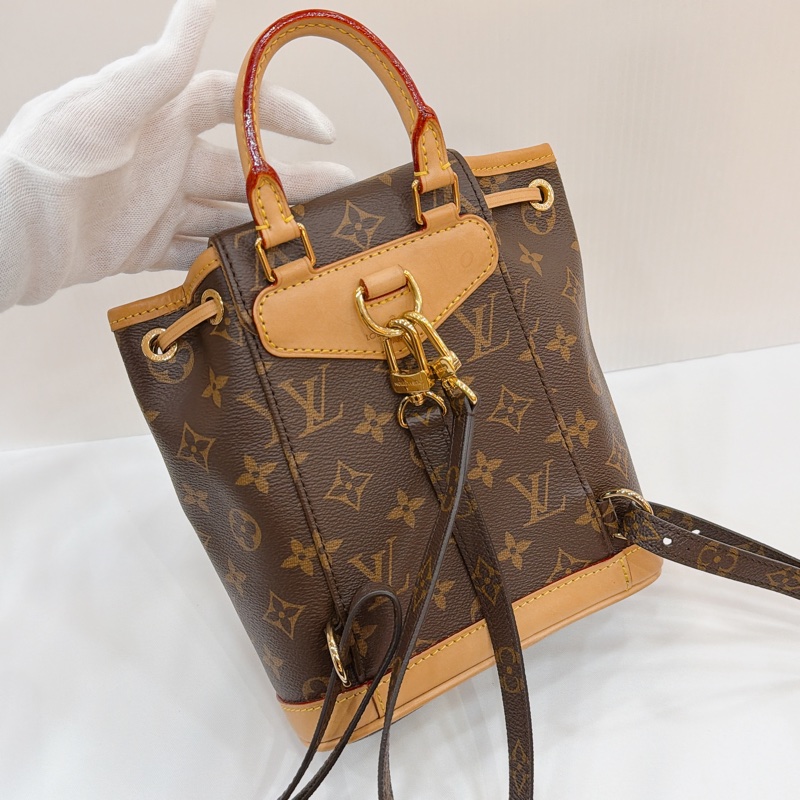 莉亞精品♡ LV Montsouris後背包 二手美包-3