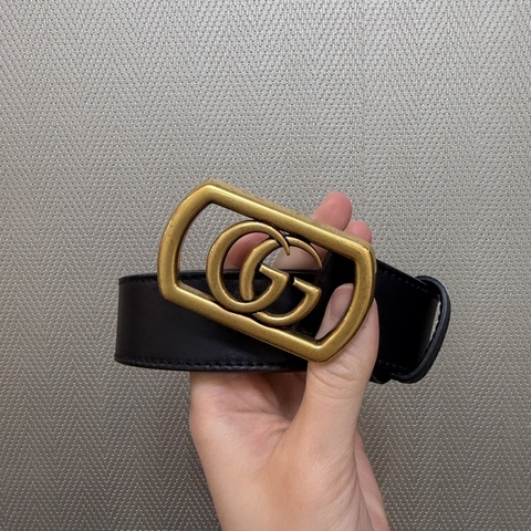 Gucci 黑牛皮霧金釦方框GG Logo皮帶