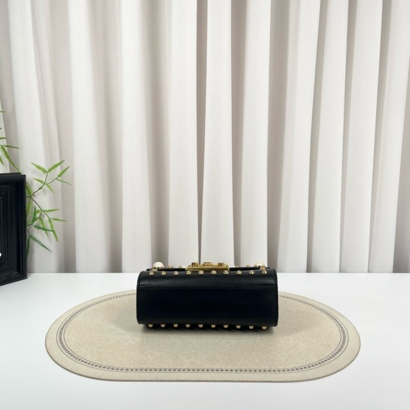 GUCCI古馳 月光寶盒珍珠鉚釘黑色 非常特別的一款 內裏整潔 容量可觀 適合日常通勤使用-7