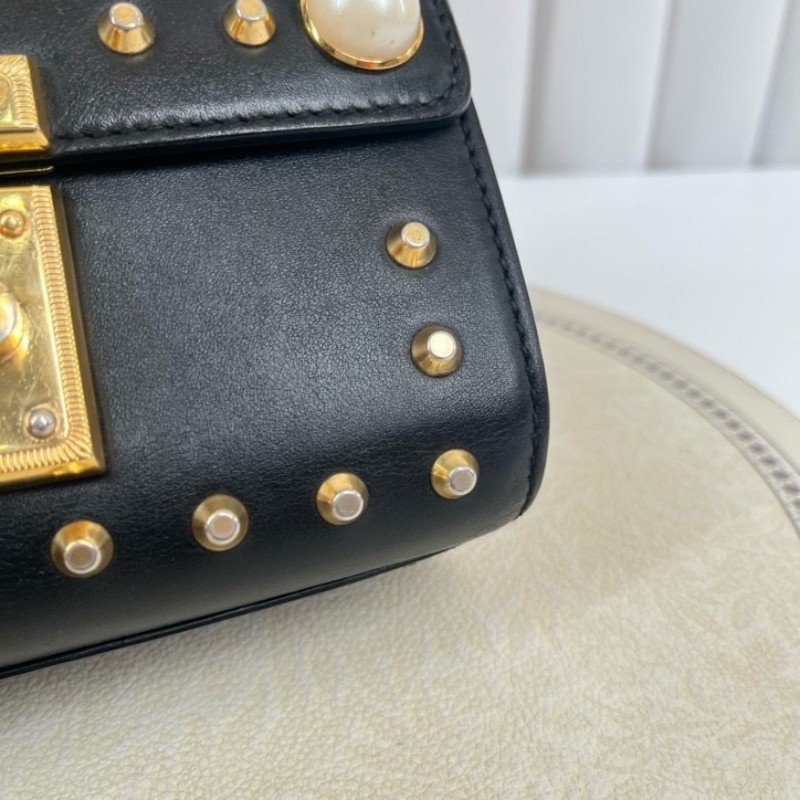 GUCCI古馳 月光寶盒珍珠鉚釘黑色 非常特別的一款 內裏整潔 容量可觀 適合日常通勤使用-15
