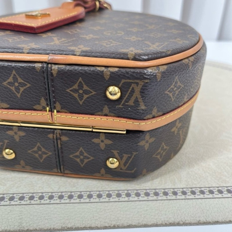 LV路易威登 Petite Boite Chapeau 硬圓餅手提單肩斜挎包 時尚達人必備-15