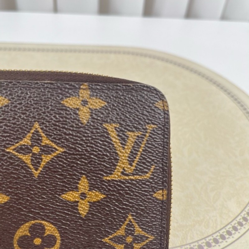 LV路易威登 長款老花拉鍊錢包 棕色內裡 內裡整潔 卡位多 容量大-7