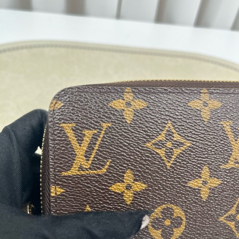 LV路易威登 長款老花拉鍊錢包 棕色內裡 內裡整潔 卡位多 容量大-9