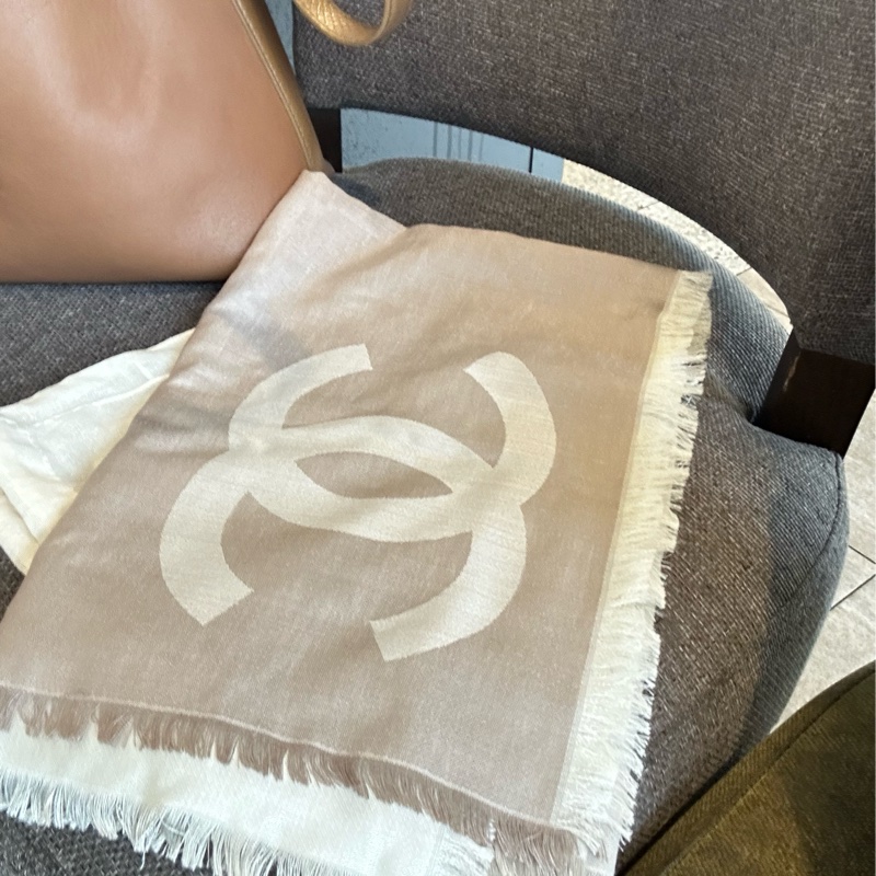 [二手9成新］Chanel 奶茶雙色圍巾-3