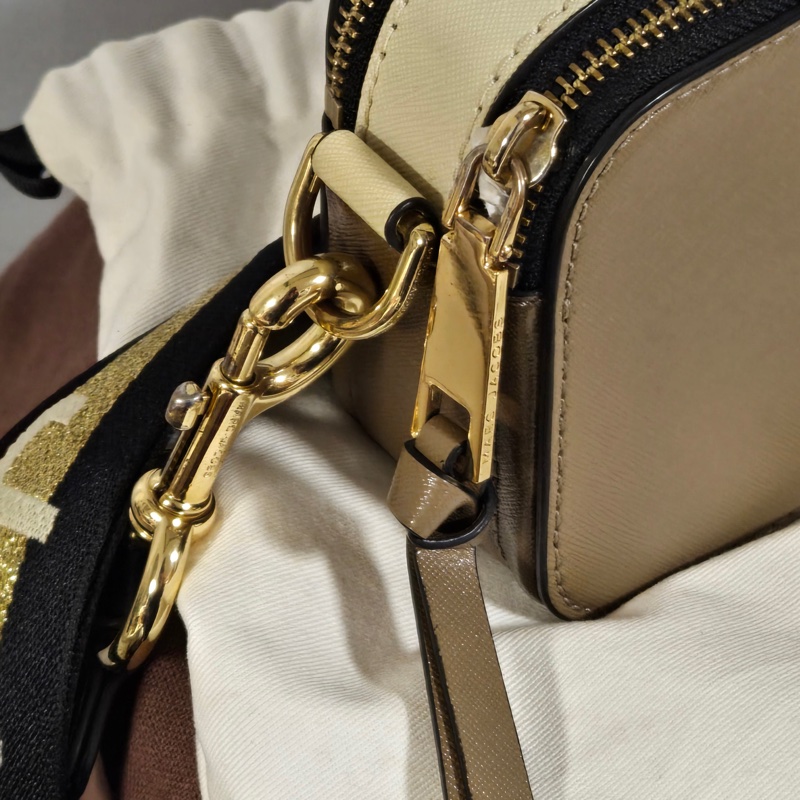 MARC JACOBS - SNAPSHOT 防刮撞色相機包-11