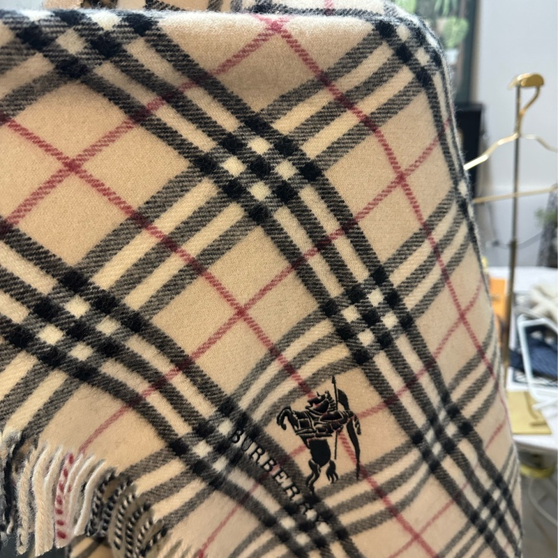 Burberry 格紋披巾-7