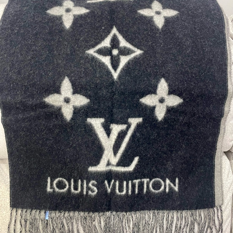 Louis Vuitton Lv 羊絨圍巾M71040 黑灰配色190*45-7