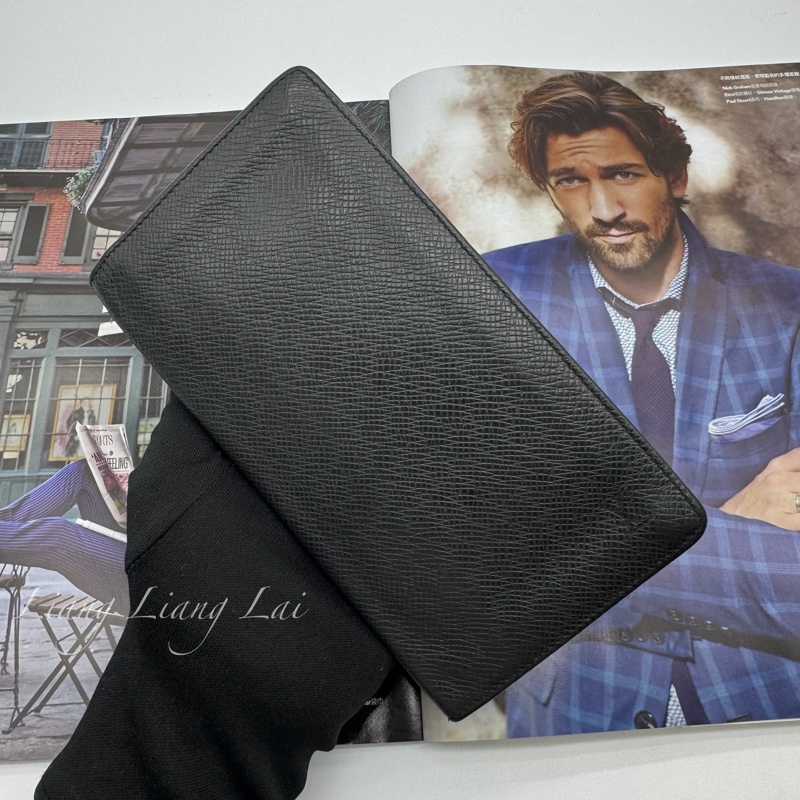LOUIS VUITTON LV 經典 Taiga 皮革薄型長夾-11