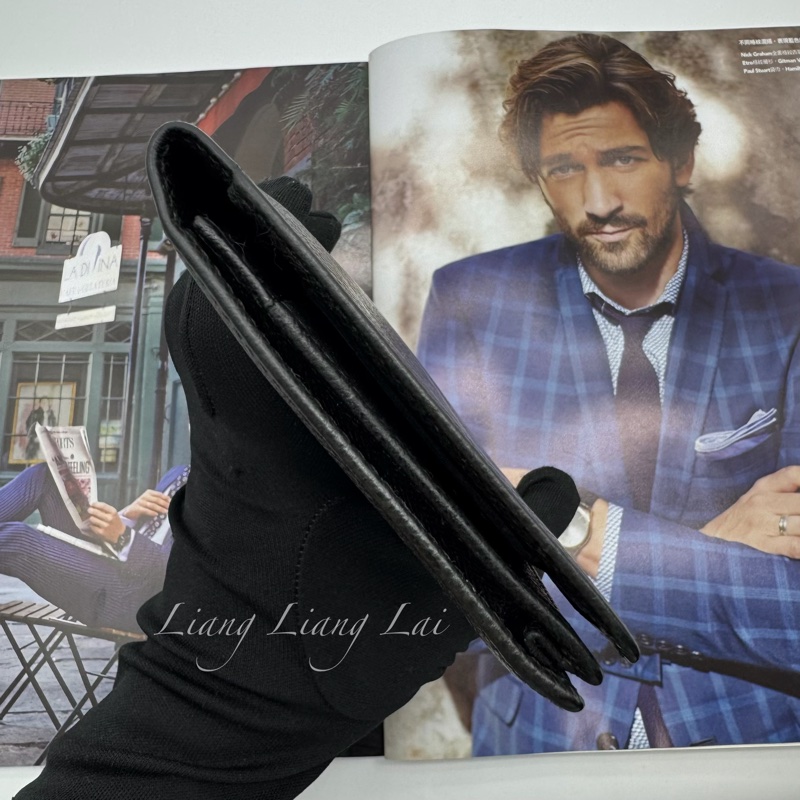 LOUIS VUITTON LV 經典 Taiga 皮革薄型長夾-16