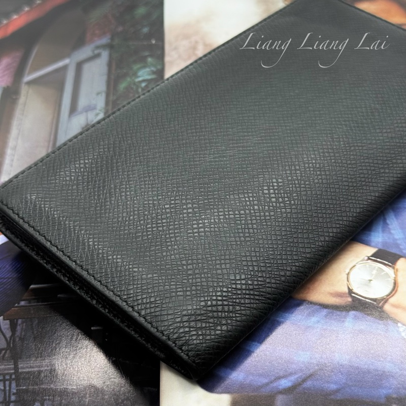 LOUIS VUITTON LV 經典 Taiga 皮革薄型長夾-23