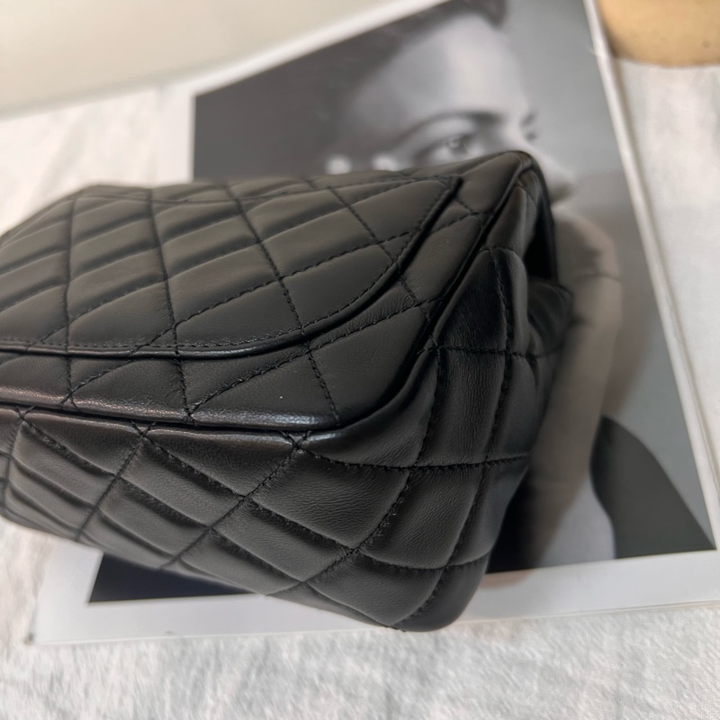 ෆ Chanel黑金金球方胖🈶購證-11