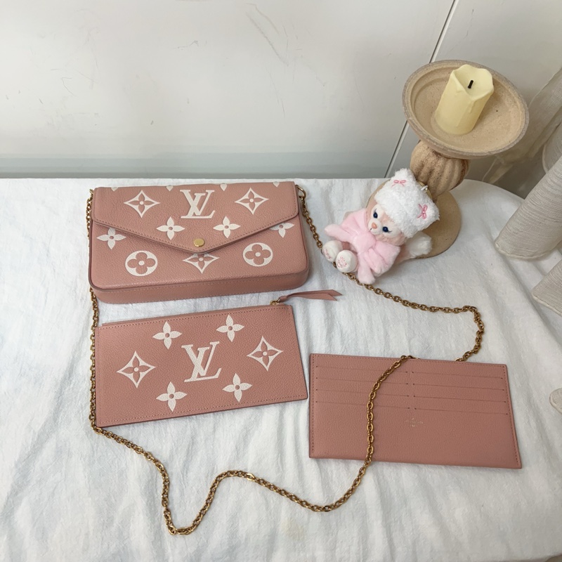 ෆ LV woc三合一 草莓牛奶粉色🍓-4