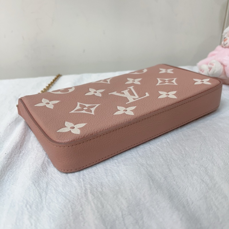 ෆ LV woc三合一 草莓牛奶粉色🍓-20