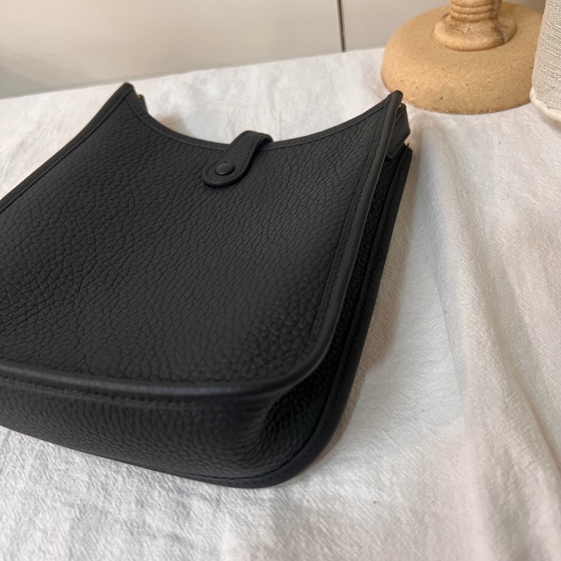 ෆ Hermes Mini Evelyne黑金-11