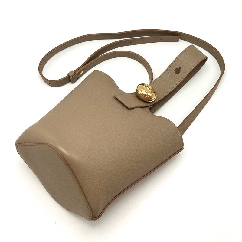 LOEWE Pebble Bucket灰色手提斜背水桶包16*16*19.5 98新配件塵袋-5
