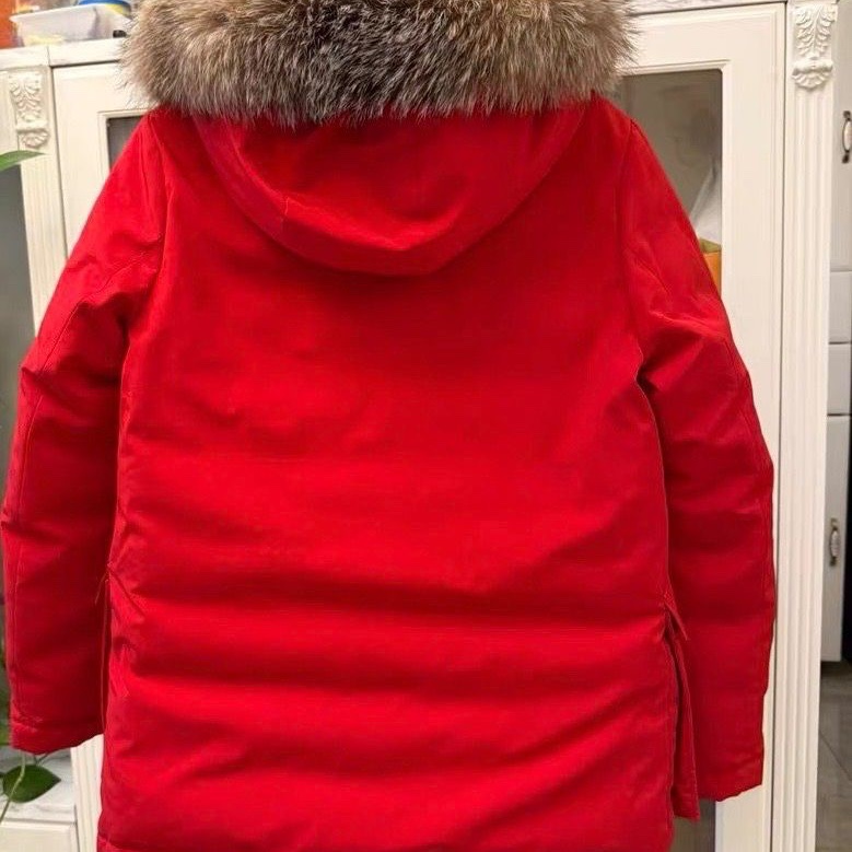 Moncler 羽絨外套紅色毛領courvite 1碼 98新配件塵袋衣架-4