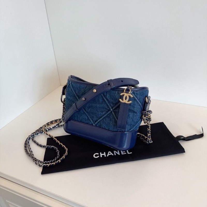 Chanel Gabrielle 限定 深藍色大菱格牛仔流浪包 小號 20*15*8 98新配件塵袋-4