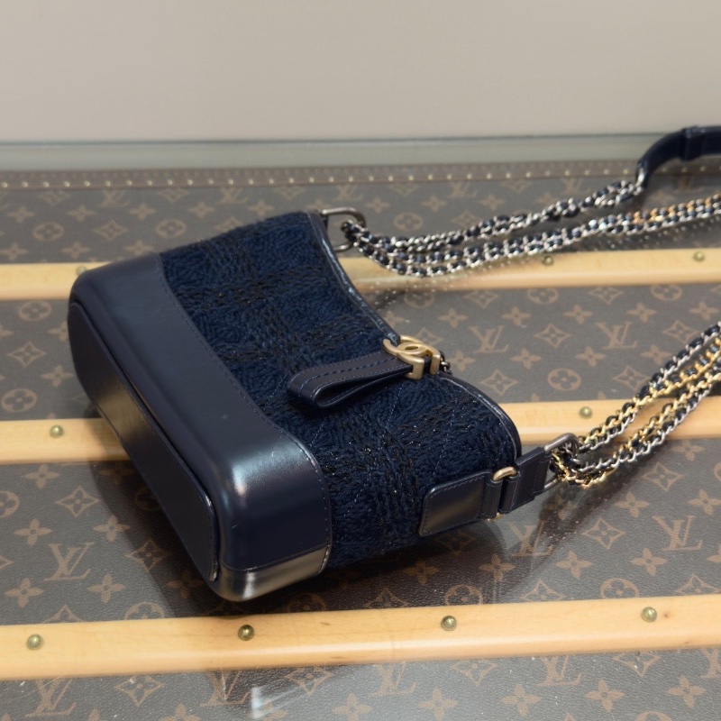 CHANEL 深海藍毛呢小號肩背斜背包流浪包20*15*8 98新配件盒子塵袋吊牌購證保卡-3