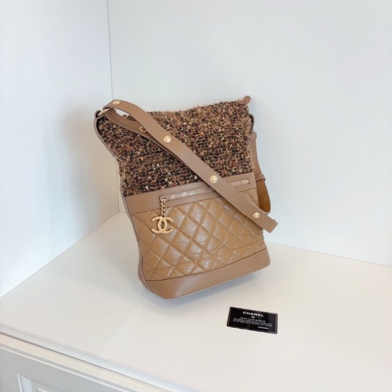Chanel 暖金色毛呢拼菱格紋Hobo水桶肩背腋下包 24*34*14 98新保卡塵袋-7