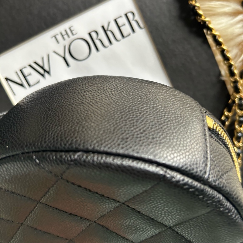 香奈兒圓餅斜背包-7