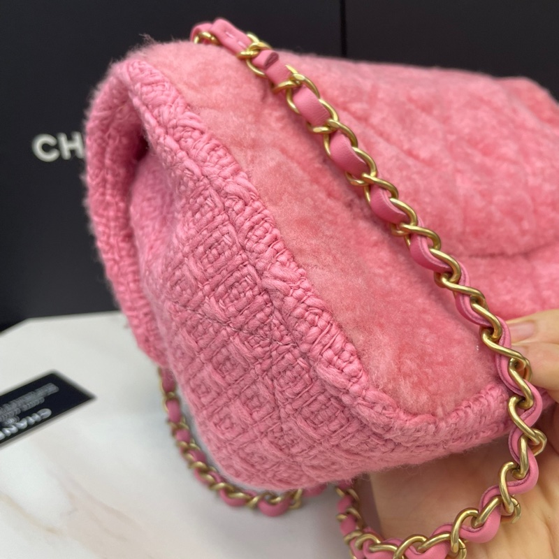 Chanel粉色羊羔毛CF-9