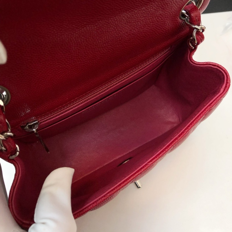 Chanel紅色銀扣方胖-6
