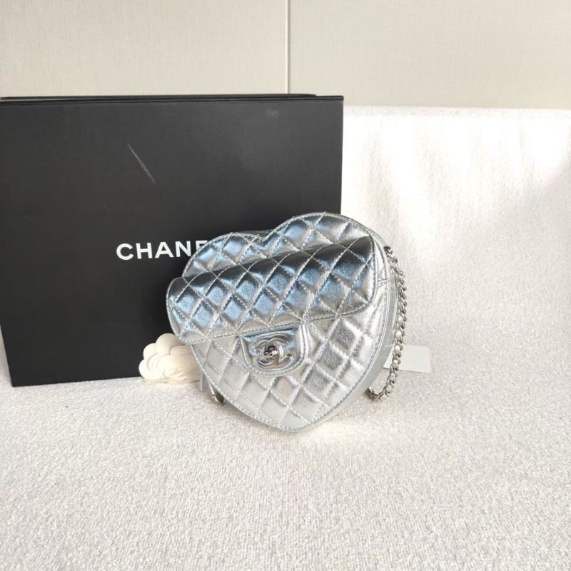 Chanel 25B銀色愛心鏈條包大號銀色銀扣芯片款18*19*5.5 99新配件塵袋-4