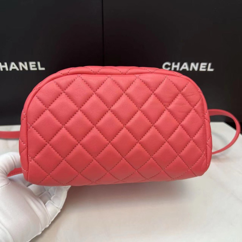 Chanel粉色羊皮雙肩包-2