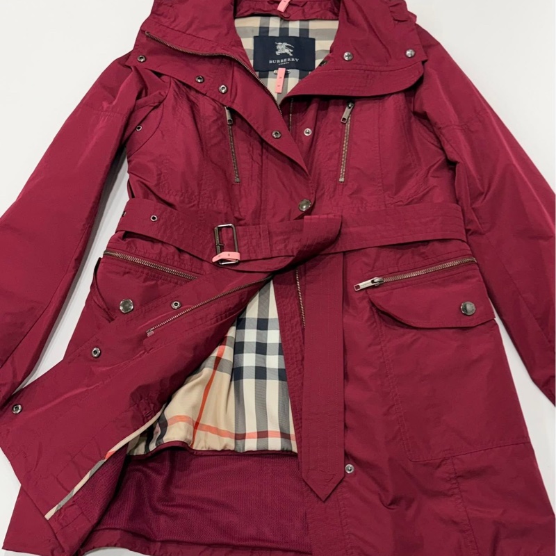 BURBERRY 倫敦 兩件式風衣外套 附可拆式菱格紋保暖背心 (酒紅色)-2