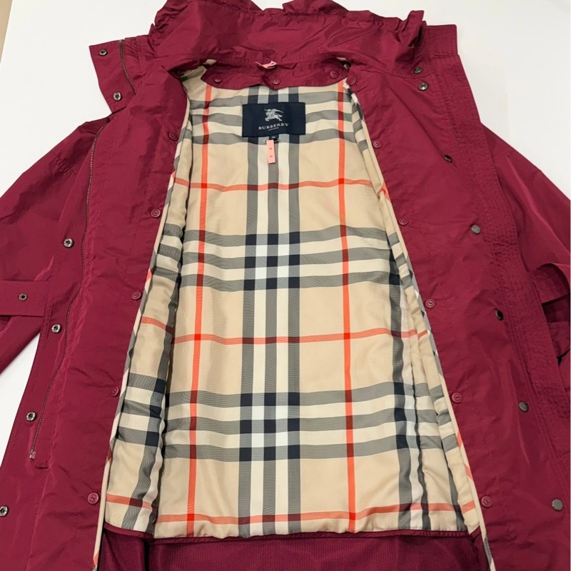BURBERRY 倫敦 兩件式風衣外套 附可拆式菱格紋保暖背心 (酒紅色)-7