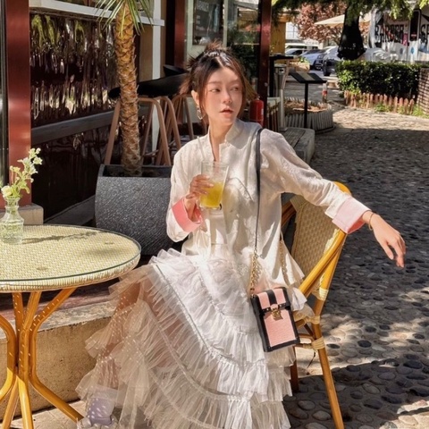 LV 粉色拼黑水波紋肩背斜背手機包11*18*3.5 98新配件盒子塵袋