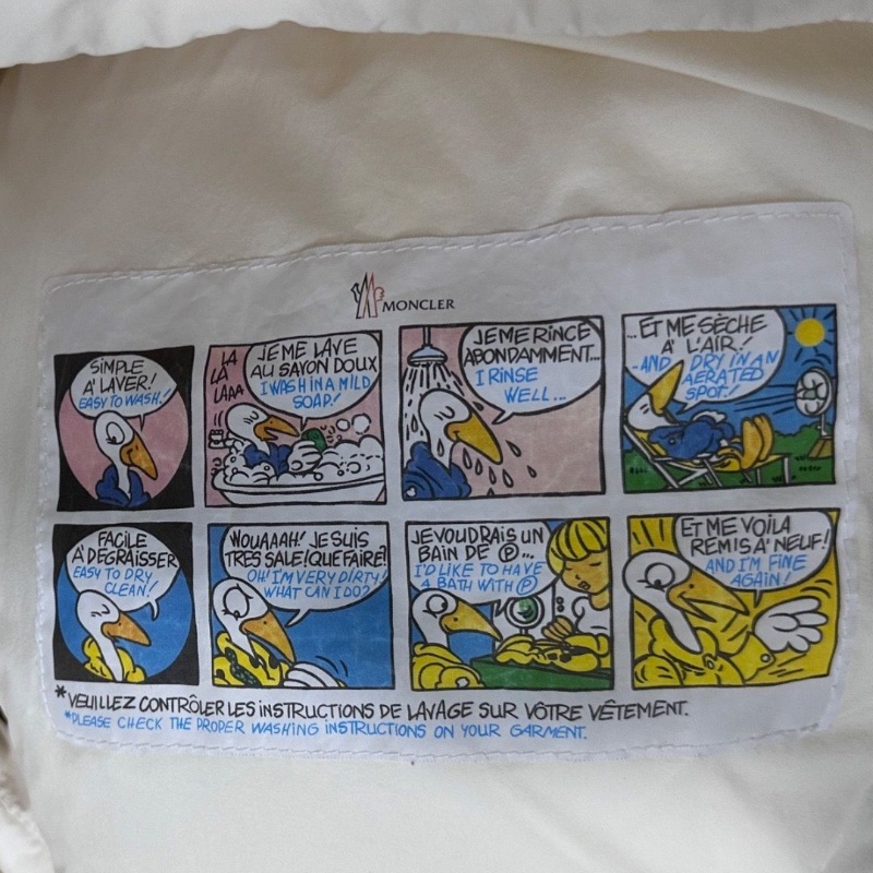 Moncler 新款淺杏拼接羽絨外套99新配件塵袋衣架-4