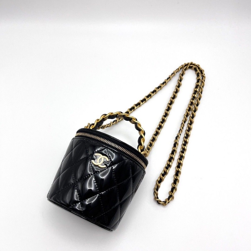 CHANEL 黑金菱格紋 漆皮手提肩背斜背包10*11*8cm 99新配件塵袋-1