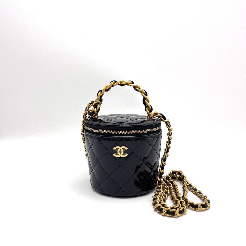 CHANEL 黑金菱格紋 漆皮手提肩背斜背包10*11*8cm 99新配件塵袋-2