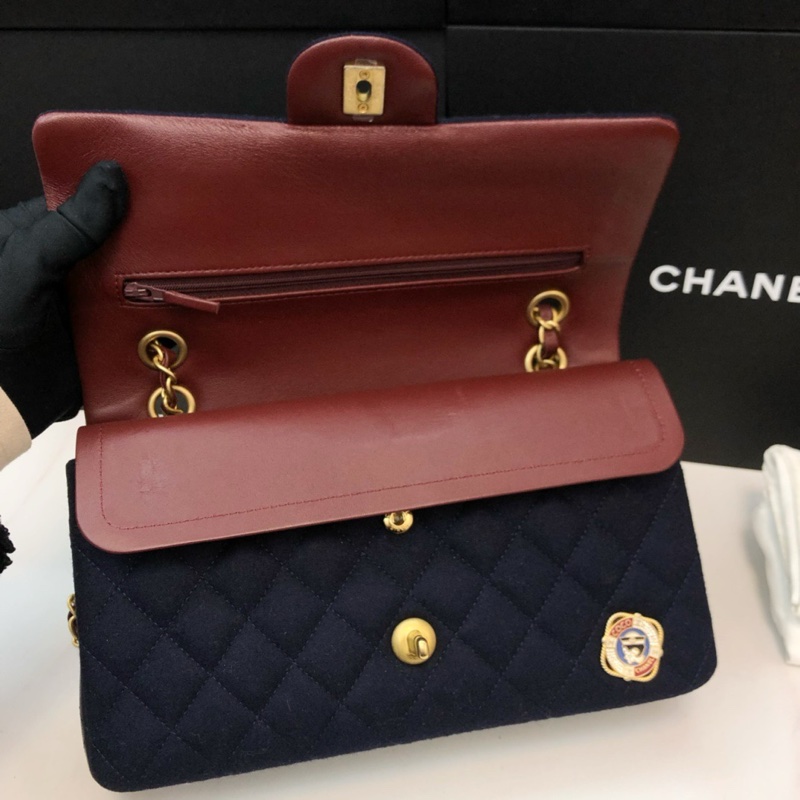 Chanel深藍毛呢徽章CF-5