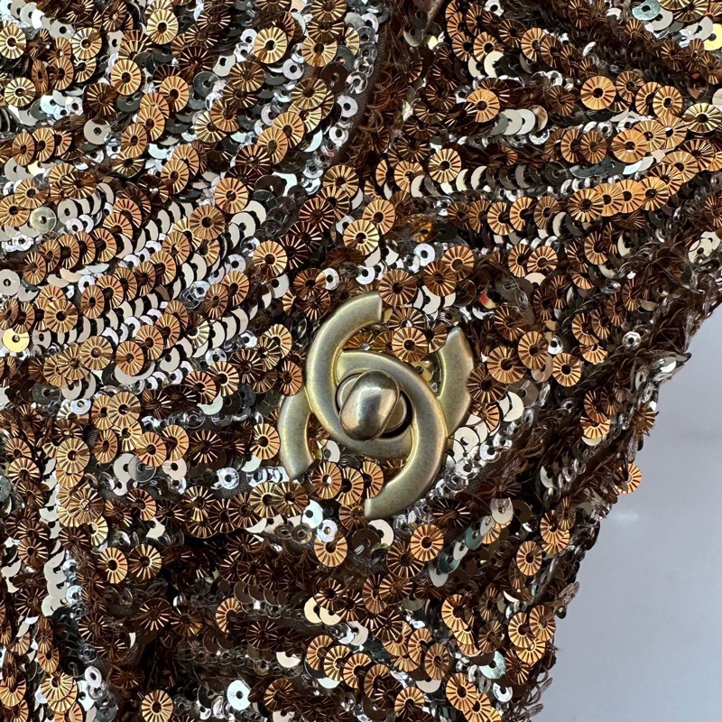 Chanel金色亮片CF mini-5