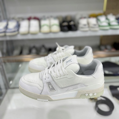 Louis Vuitton 路易威登lv trainer 白水泥 44碼 男鞋 95新